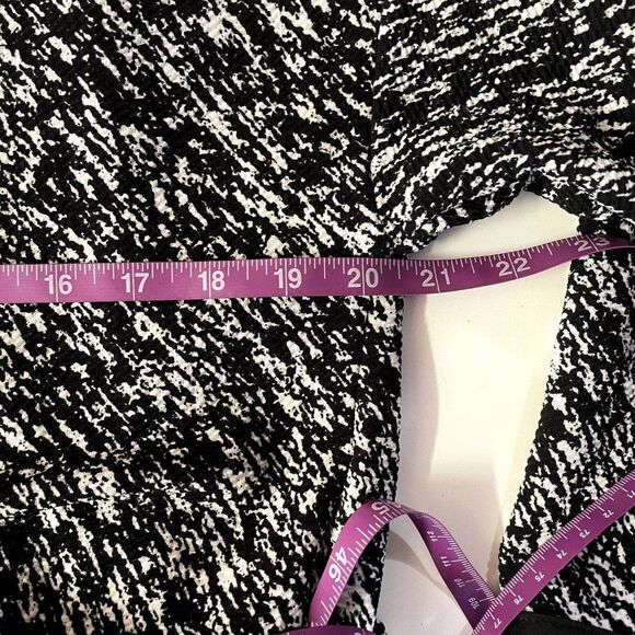 Forever 21 Black & White Marled Open Front Jacket - Picture 6 of 12